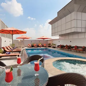 Отель Ramada By Wyndham Deira, Дубай