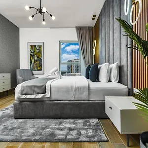 https://4br-premier-apt-steps-to-ferrari-world-yas-mall.abudhabi-hotels-ae.net