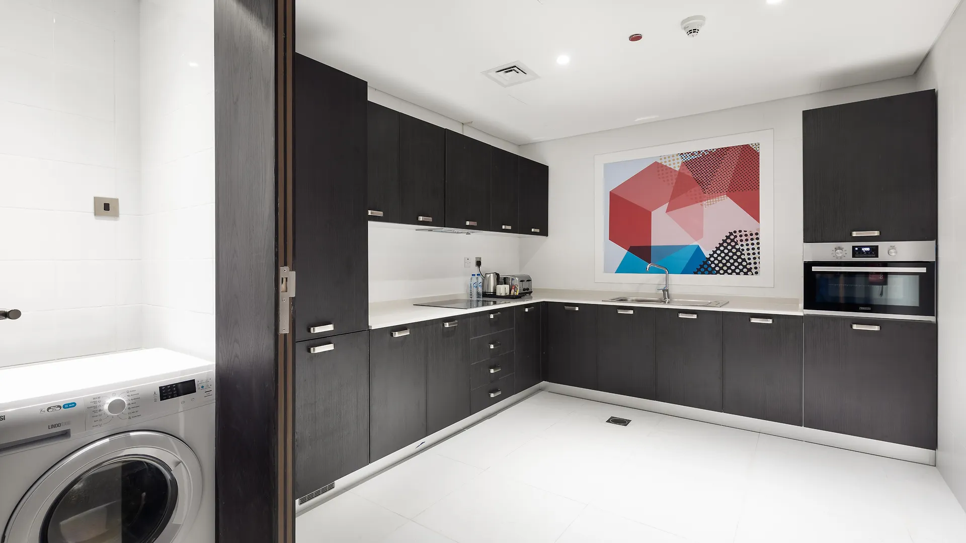 Studio M Arabian Plaza Hotel & Hotel Apartments Dubai