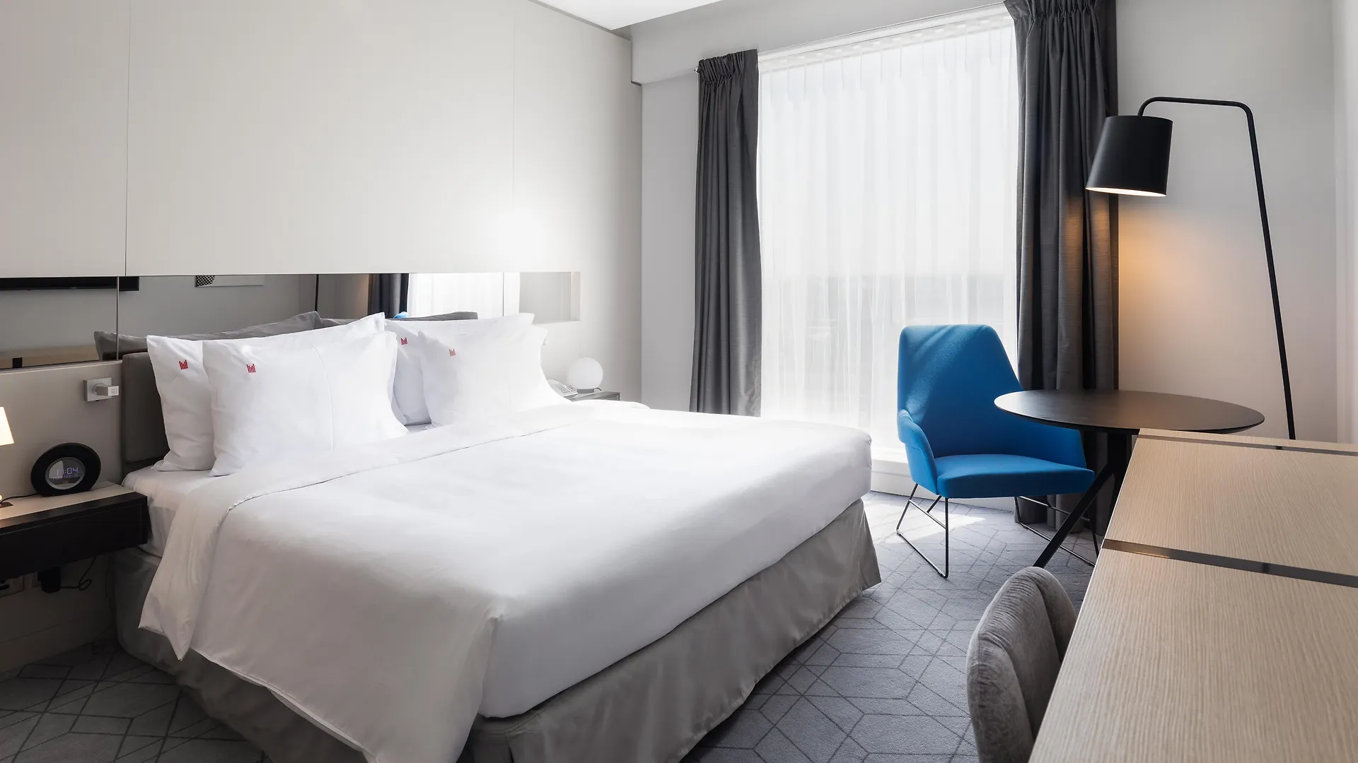 Studio M Arabian Plaza Hotel & Hotel Apartments Dubai