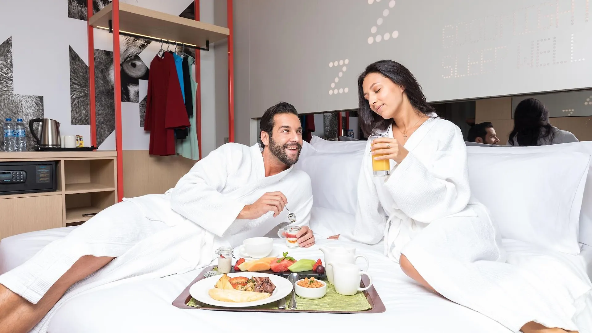 Studio M Arabian Plaza Hotel & Hotel Apartments Dubai